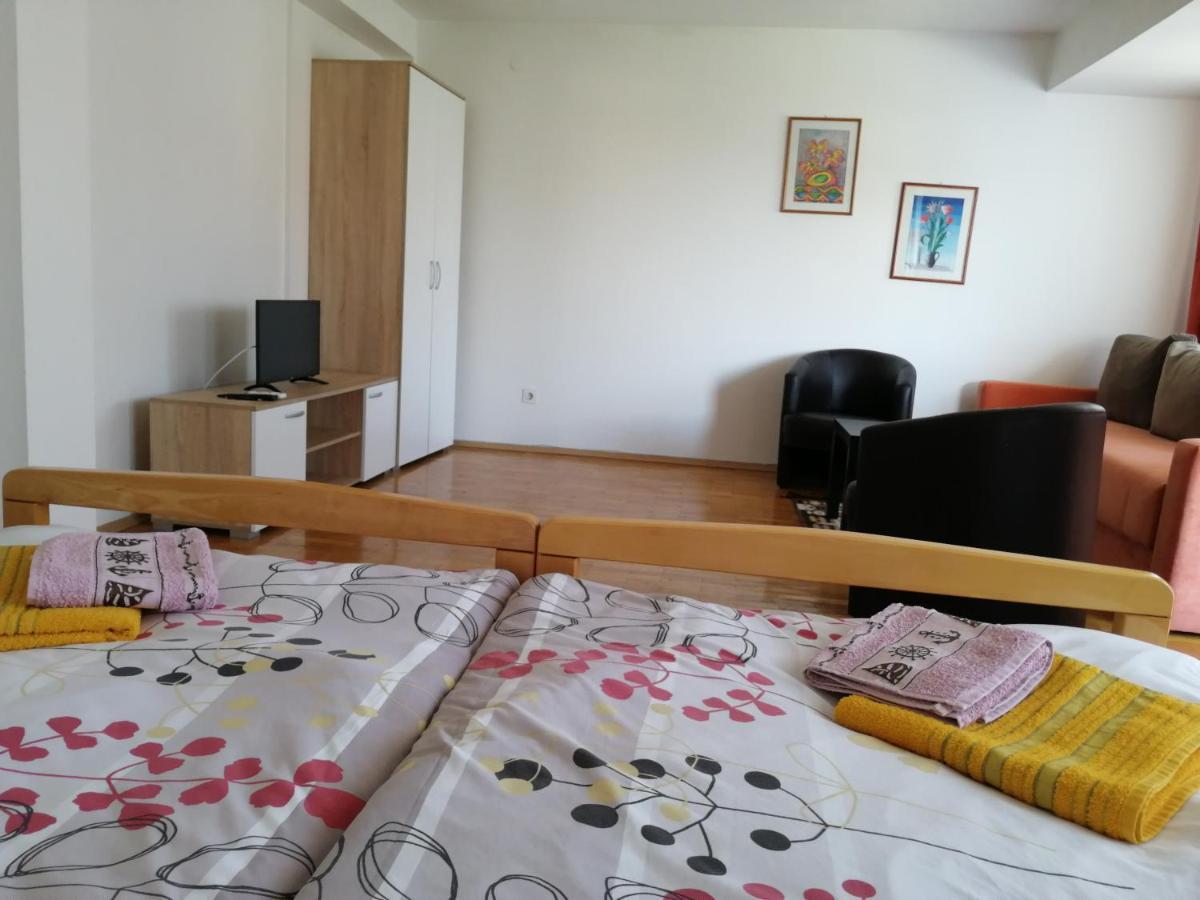 Filip Apartments Ohrid Exteriör bild